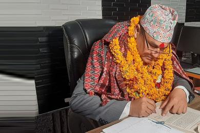 स्थिर सरकारका लागि सबैसँग छलफल गरिनेछ : नवनियुक्त मुख्यमन्त्री शाह